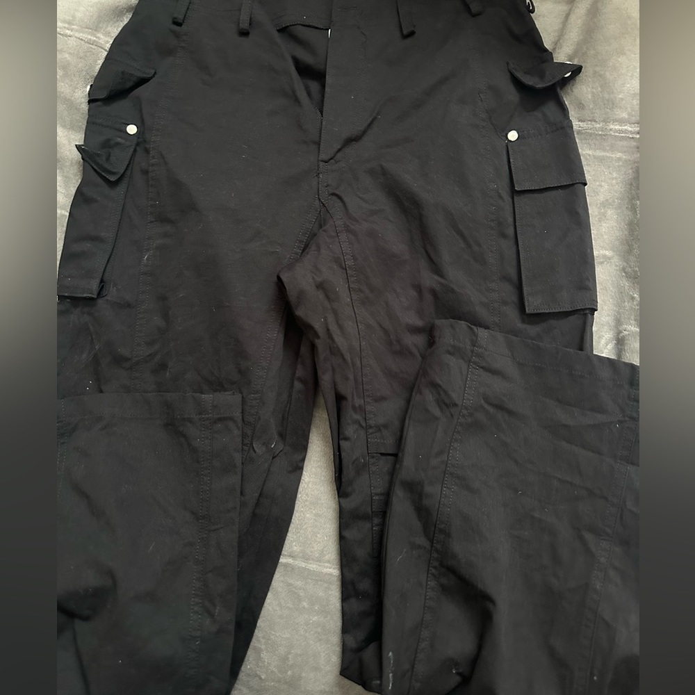 Black cargos